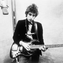 Hear Bob Dylan Cover Chuck Berry, Muddy Waters, and Howlin' Wolf